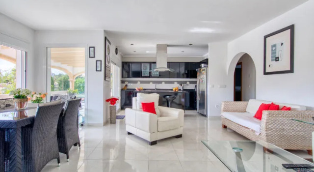 Villa Costa Celia