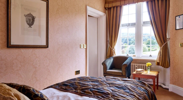 Одноместный номер Economy Dumbleton Hall Hotel