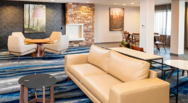 Люкс c 1 комнатой Fairfield Inn & Suites by Marriott Bend Downtown