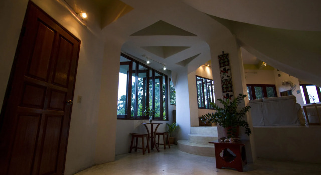 Monkey Flower Villas, Забронировать Отель Пляж Саири 