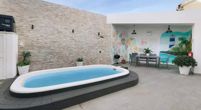 Коттедж Impeccable 4-bed House in São Domingos de Rana