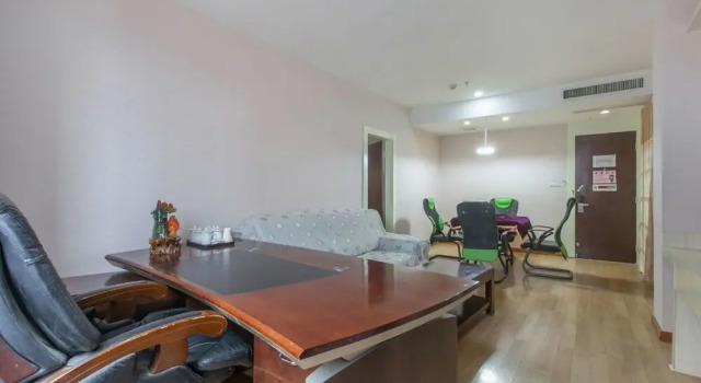 Люкс Deluxe Sucha Hotel Wuhan Hankou Railway Station