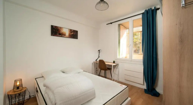 Grand Appartement 3 chambres avec clim et balcon