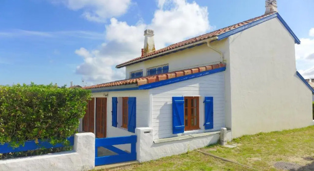 Réf 227 Seignosse , À Proximité Immédiate de la Plage Des Bourdaines , Villa Patio Classée 3 Étoiles , 6 Personnes, Забронировать Вилла Отели Сеньосс 3 звезды, 3*