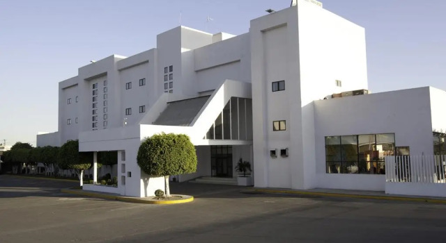 Номер Standard Mision Express Celaya