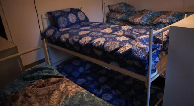 Hostel Belgrade Shungit Dragana Jeftića br 10, Забронировать Хостел Нови Белград Белград, рядом с Торговый центр Usce