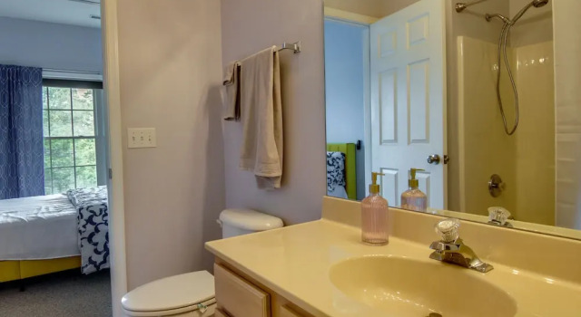 Апартаменты Condo w/ Pool Access ~ 2 Mi to Rehoboth Beach!