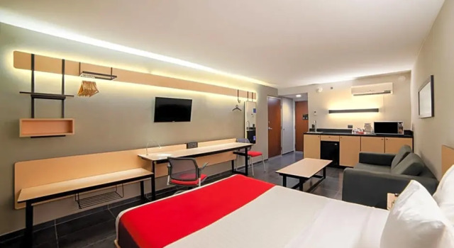 Номер Superior City Express by Marriott Paraiso