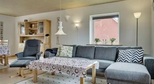 Holiday Home Gamlevældevej, Book Apartment Hotels in Gudhjem with Parking, Parking
