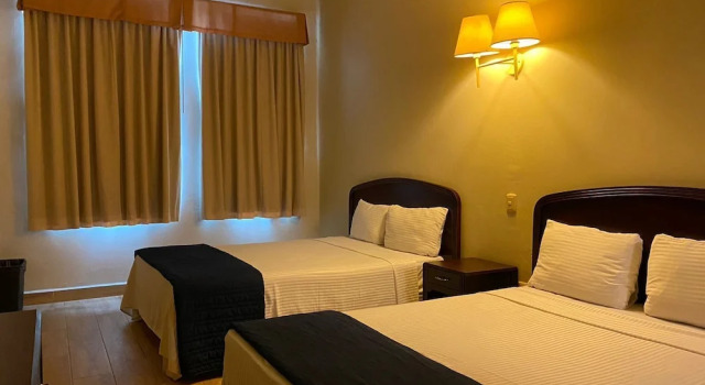 Двухместный номер Deluxe Hotel Plaza del Arco Express