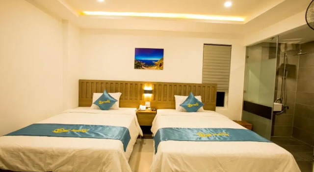 Трёхместный номер Standard QUE HUONG HOTEL