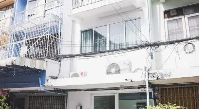 Nitichai place, Private Sukhumvit townhome-8PAX, Забронировать Отель Отели Бангкока 3 звезды, рядом с Станция BTS - Punnawithi, 3*