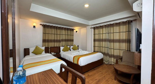 Hotel Everest Nepal, Забронировать Отель Отели Катманду 3 звезды, рядом с Garden of Dreams, 3*