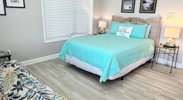 Dolphin Watch 3 Bedroom Townhouse by RedAwning