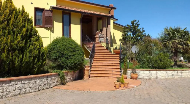 Il Melograno, Prenota Hotel Calitri Irpinia