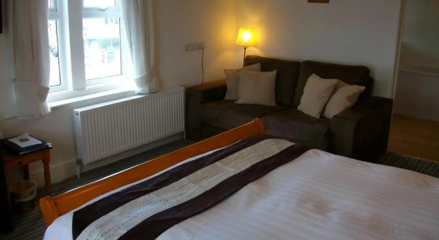 Gate Lodge Guest House