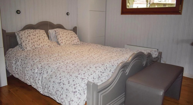 Amazing Home in Somme-leuze With 3 Bedrooms