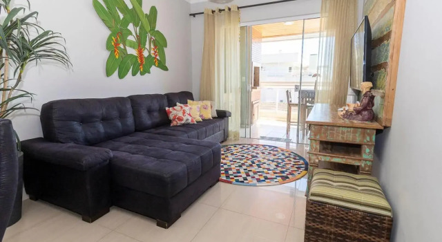 Maristela 201 - Apartamento na praia de Bombas com vista para o mar - à poucos passos da praia