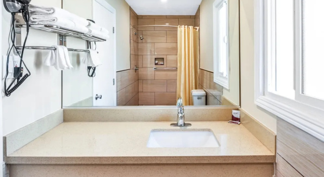 Двухместный номер Deluxe Sea Rock Inn - Long Beach