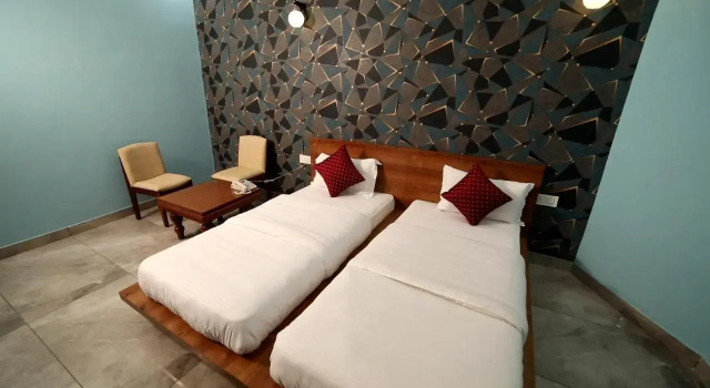 Raja Ji Hotel And Restaurant