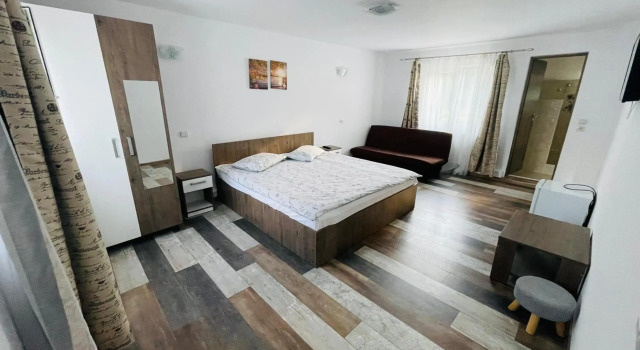 Casa Korina, Rezervovat Hotel Hotely v Prahova Valley s parkováním, Parkování
