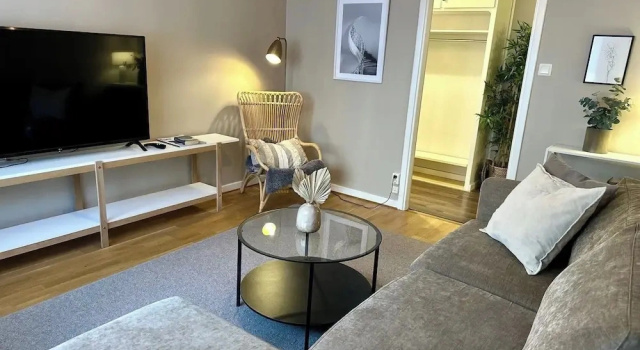 Charming Two Rooms Apartment in Stockholm, Забронировать Апартаменты/квартира Апартаменты Стокгольма, рядом с Кафедральный собор Стокгольма, Апартаменты/квартира
