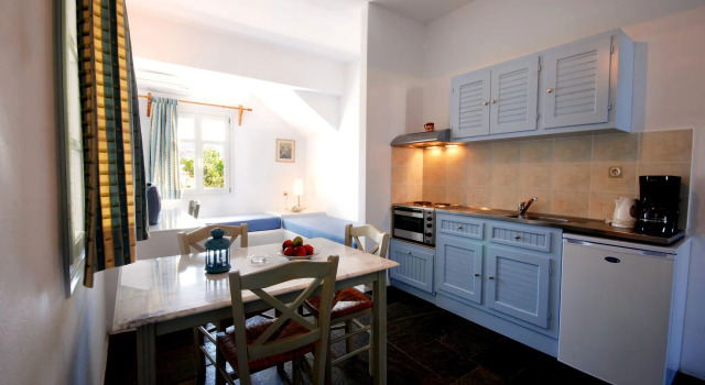 Kalypso Studios & Apartments