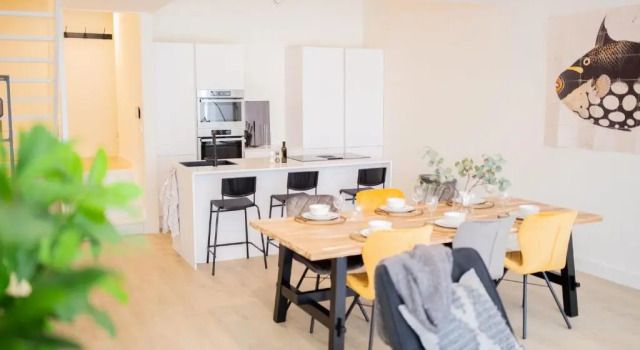 Апартаменты Grandiose 3 Bedroom Serviced Apartment 117m2 -NB304G-
