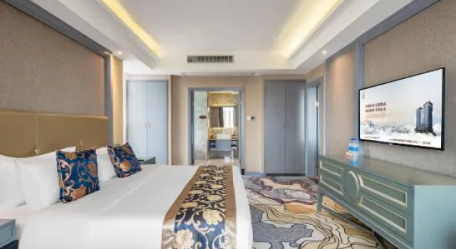 Люкс Deluxe Kaye Hotel Liuzhou Wuling Railway Station