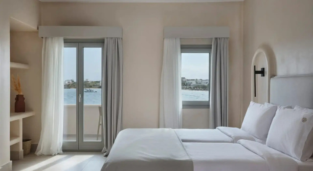Люкс Salt Suites Paros
