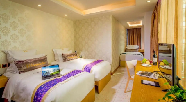 Трёхместный номер Standard Harbour Bay Hotel