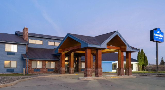 AmericInn Lodge and Suites - Muscatine, Rezerwuj Hotel Muscatine Iowa