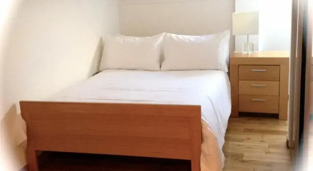 Numer 3 , FLat 12 Lorne Park Road, Забронировать Апартаменты/квартира Борнмут Дорсет, рядом с Железнодорожный вокзал Борнмута