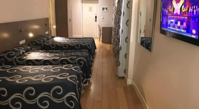 Четырёхместный номер Hostal Abadia Madrid