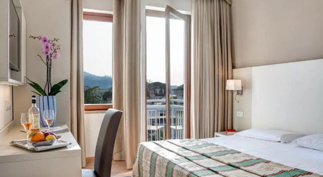 Двухместный номер Comfort Hotel Caravel