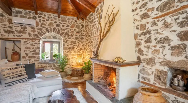 Stirida Stone House Stirida Stone House, Book Vacation Home Distomo-Arachova-Antikyra 