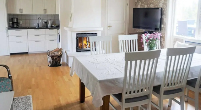 4 Person Holiday Home in Vackelsang, Rezerwuj Dom wakacyjny Domki letniskowe w Småland, Domek