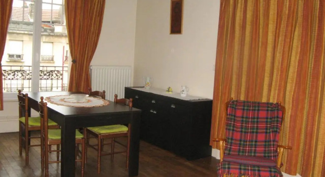 appartement 50 m2 , chambre , cuisine , salle de bains, Book Lejlighed Baccarat 