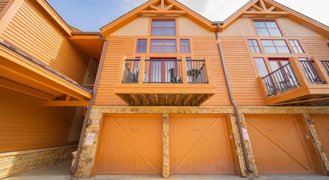 Antlers Gulch 303 by SummitCove Vacation Lodging