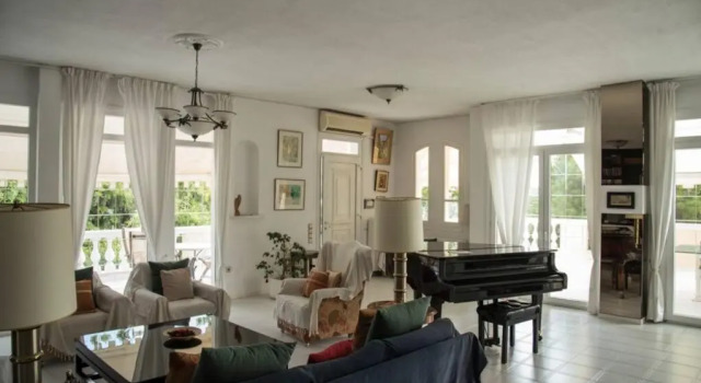 Villa Emy, Забронировать Вилла Лагонисси Attica Riviera