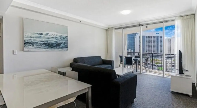 Towers of Chevron - Private Apartments - Hosted by Coastal Letting Co, Забронировать Апартаменты/квартира Серферс-Парадайс Голд-Кост, рядом с Пляж Баддс