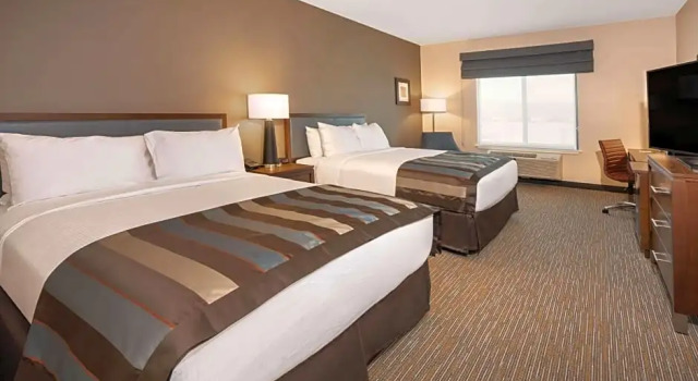 Четырёхместный номер Deluxe Hampton Inn San Jose Cherry Ave, CA
