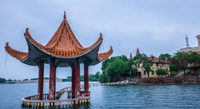 Qianshuiwan Resort