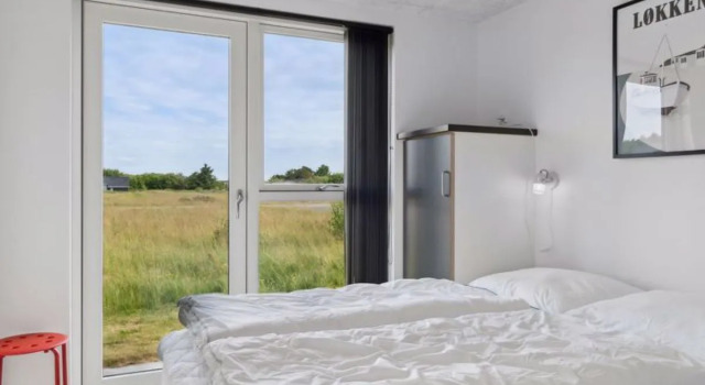 "Fader" - 950m from the sea in NW Jutland