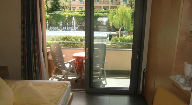 Двухместный номер Standard с балконом Beach Hotel Du Lac Malcesine