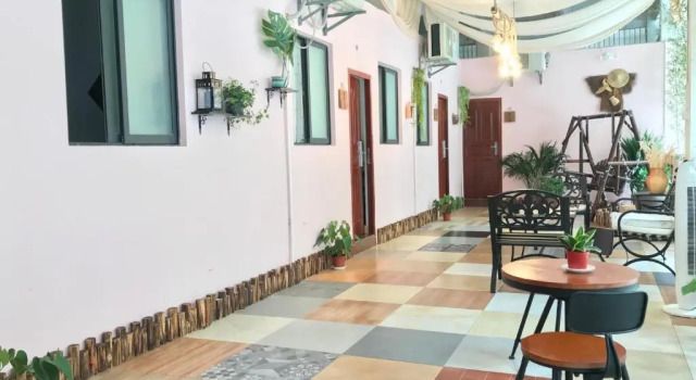 Студия Lin Jiang Apartment
