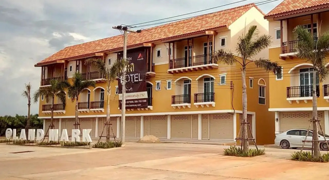 Suratthani Airport Mini Hostel, Забронировать Хостел Отели Южного Таиланда с парковкой, Парковка