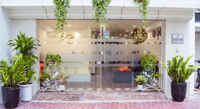 Adeline Hotel