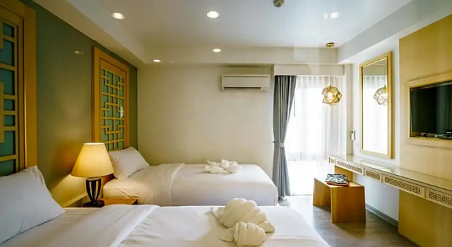 Номер Superior Moon Dragon Hotel