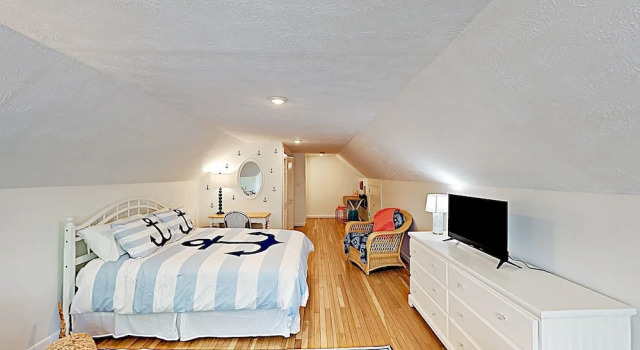 25 Falmouth - 3 Br Duplex, Забронировать Апартаменты/квартира Фалмут Полуостров Кейп-Код